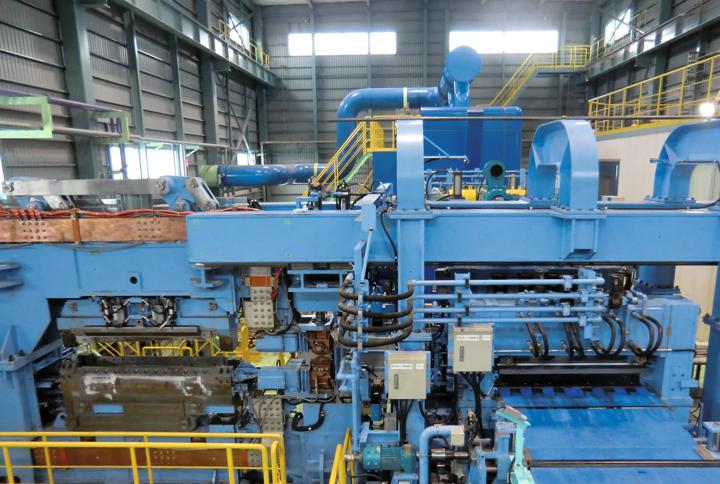 Image of the Cross Seam Welder at the rolling test facility at Primetals Technologies Japan in Hiroshima