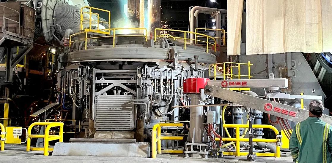 The 118-ton EAF, revamped by Primetals Technologies, at the first heat.
