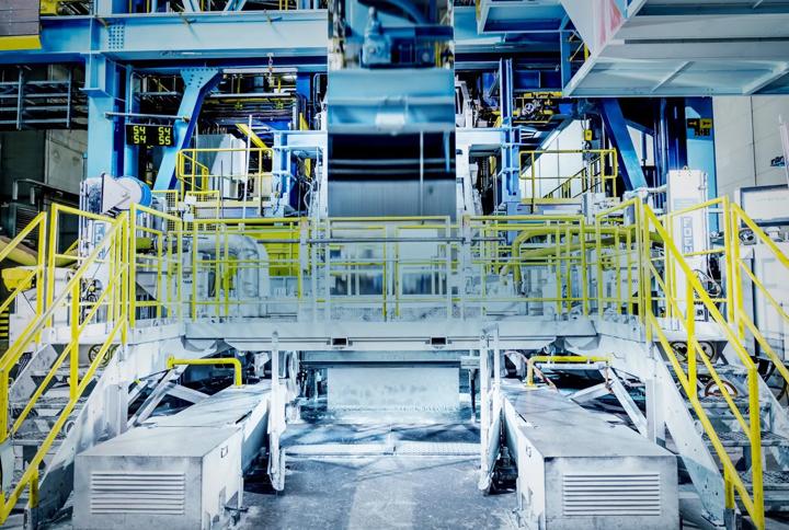 One of the two hot-dip galvanizing lines that Primetals Technologies is modernizing on behalf of voestalpine. 