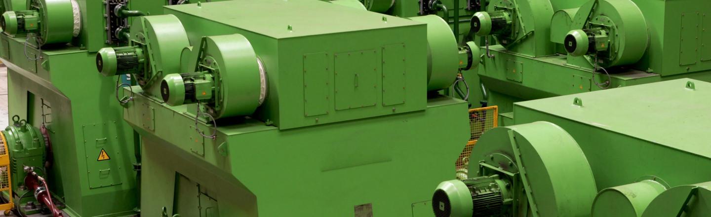 Medium-Voltage motor for hot dtrip mioll application