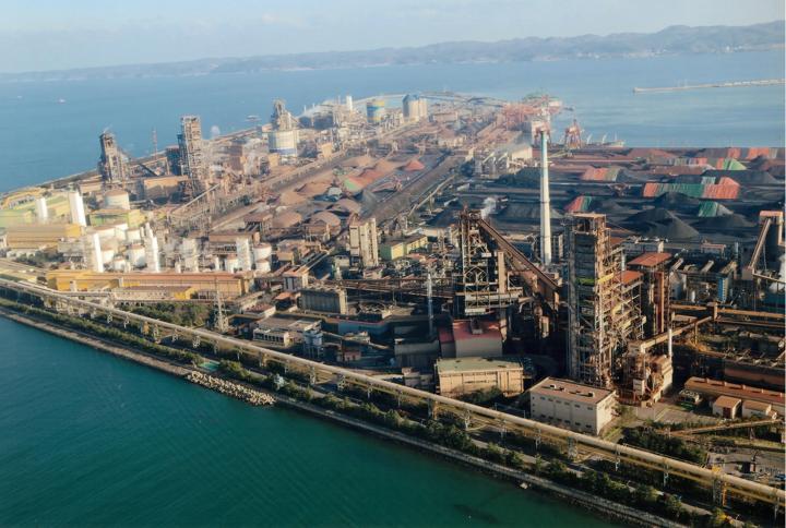 Aerial view of the steelworks at Posco Pohang with three FINEX® plants