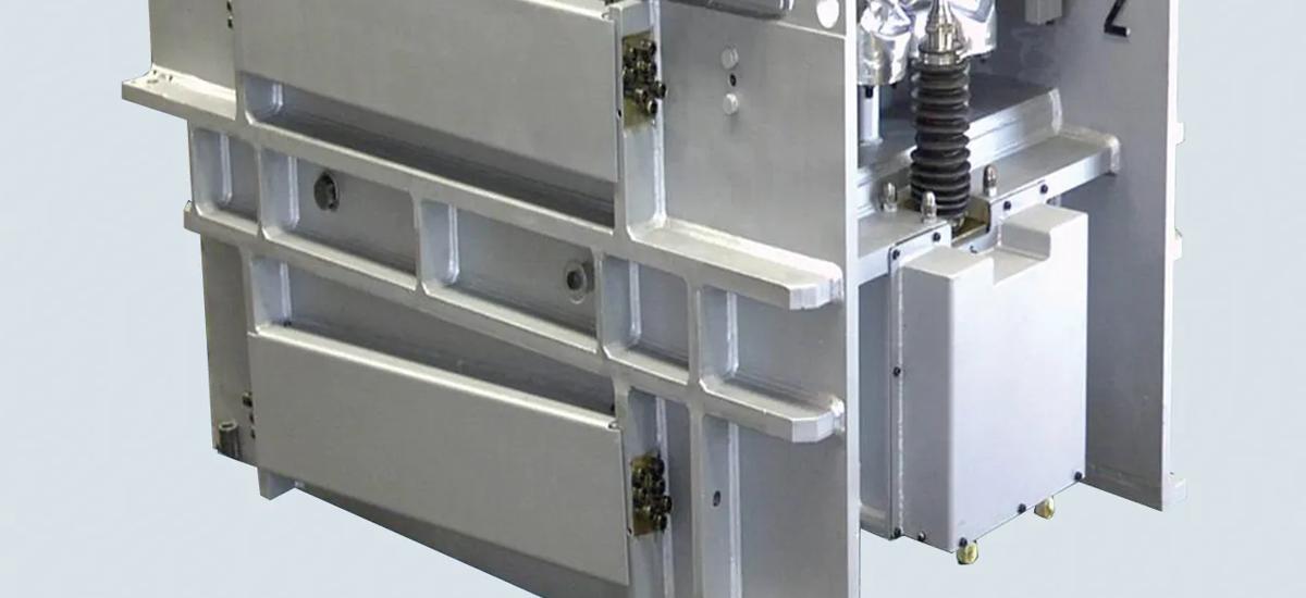 Box type DynaFlex oscillator for long casting