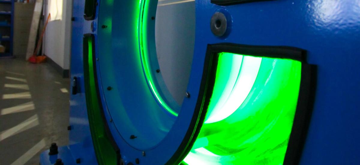 Statis Gauge with Green LED backlighting