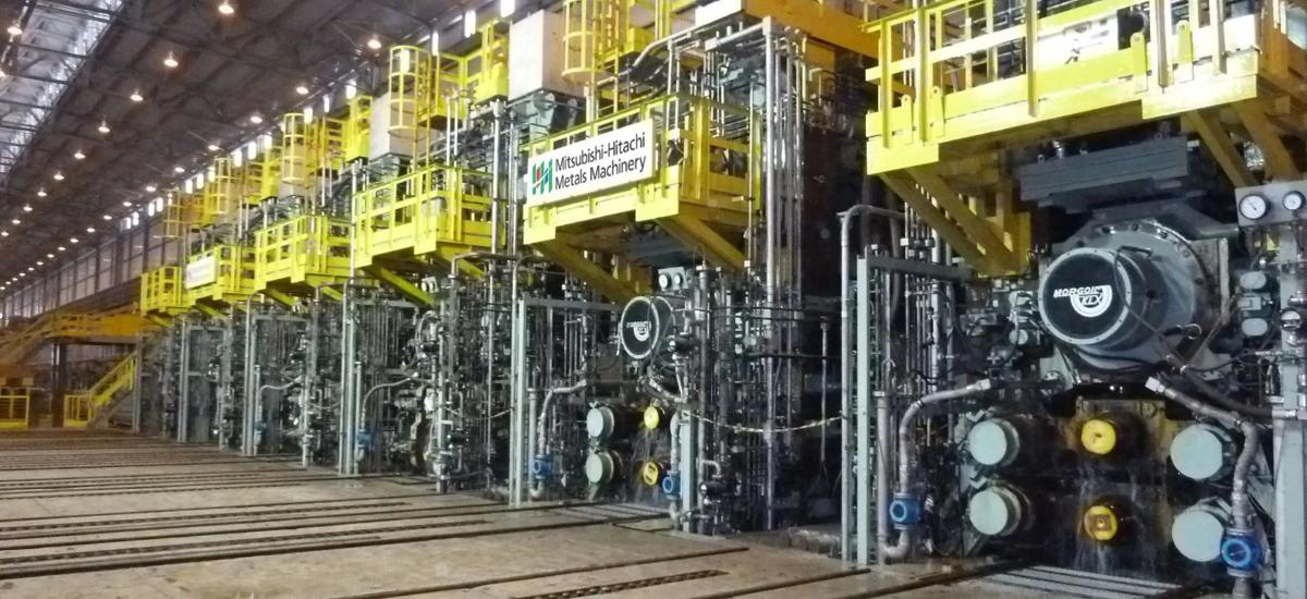 Finishing train of a hot strip mill from Primetals Technologies. The stands are equipped with pair cross technology for optimum control of the profile.