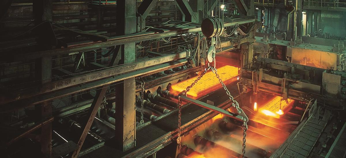 Two-strand continuous slab caster modernized by Primetals Technologies at the German steel producer ArcelorMittal Bremen GmbH (Copyright: ArcelorMittal Bremen GmbH)