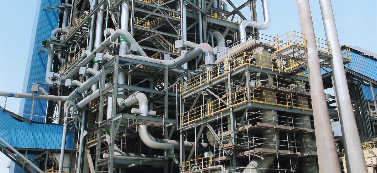 Reactor tower of the MIDREX®-plant at Hadeed, Saudi Arabia