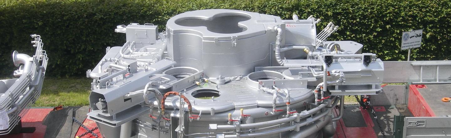 Transport of the copper roof of an electric arc furnace