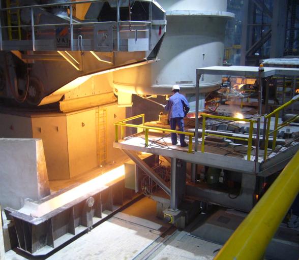 Continuous casting platform slab
