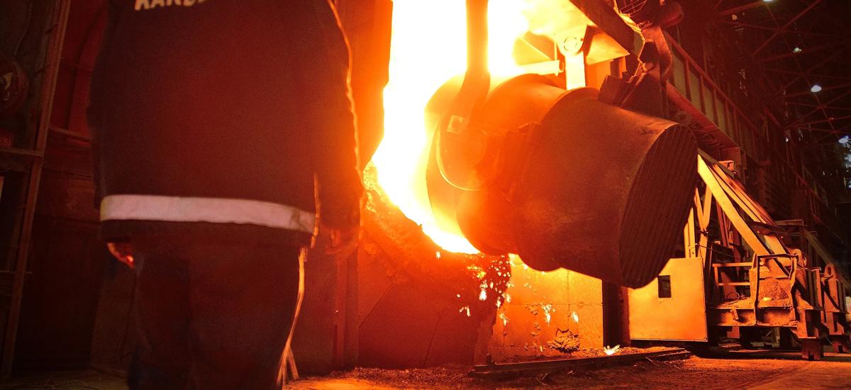 A “steelmaking backbone” from Primetals Technologies provides operators and metallurgists with a common interface and standardized procedures across shifts and production units. Copyright: Kardemir