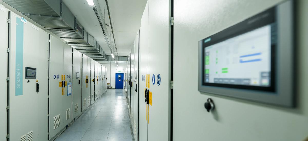 Medium Voltage drive for steel and aluminium application
