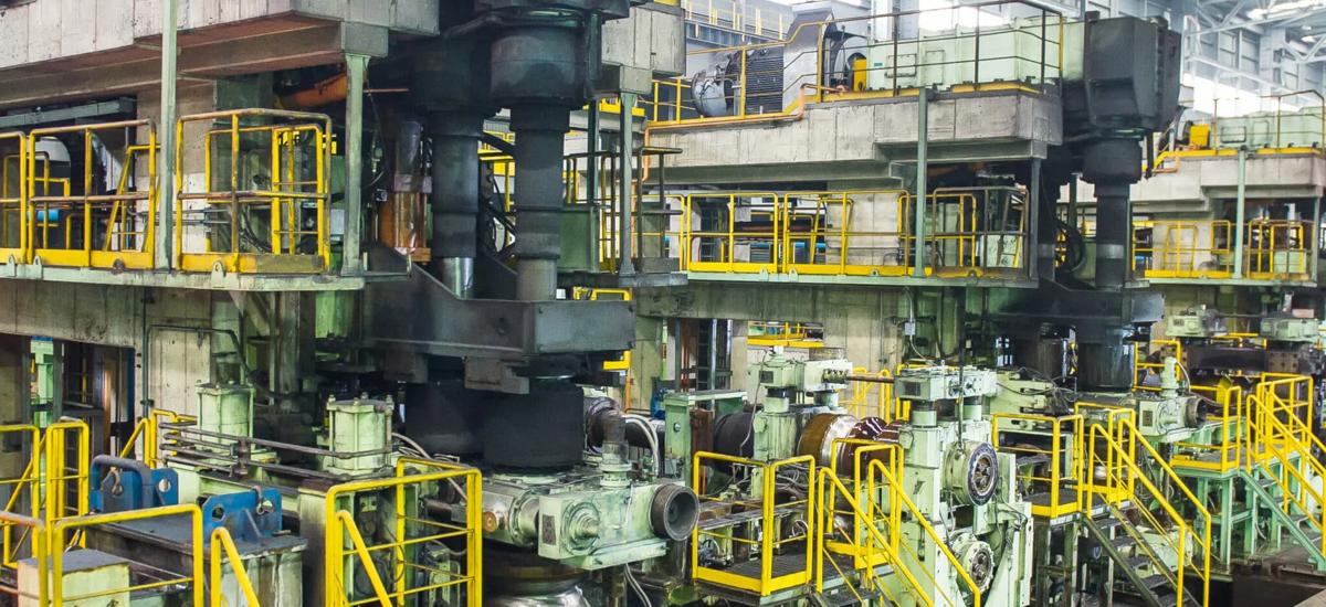 Continuous Finishing and Sizing Train. The continuous finishing and sizing train allows for the whole range of sizes and shapes to be rolled using feeds that were prepared in a uniform pass sequence in the break-down mill, with only a few variants required for square products and larger rounds. The train features Red Ring Series 5 stands and Continuous Gap Adjustment technology.