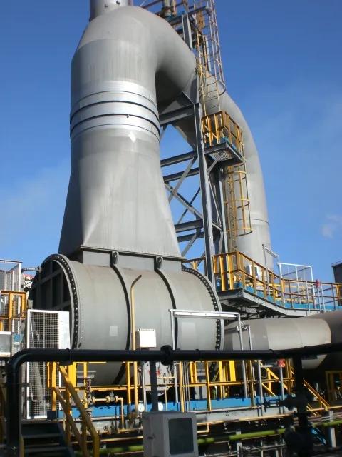 Wet-type dedusting switch-over station: Water-seal