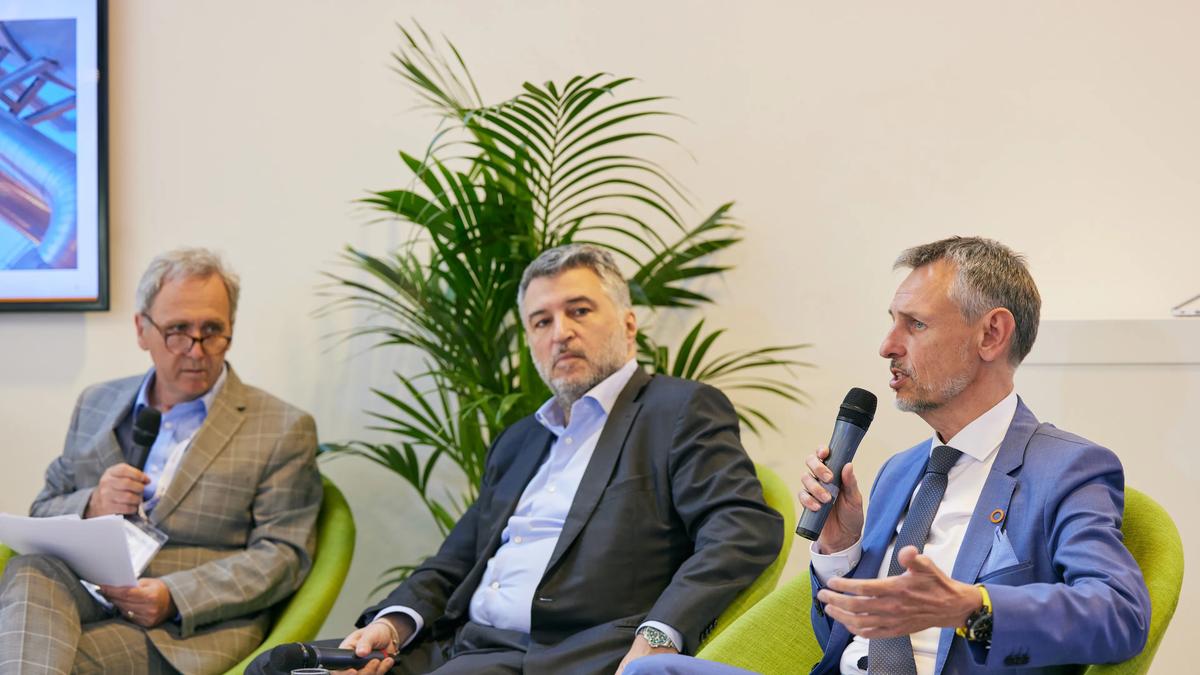 Carbon capture in the steel industry: opportunities and challenges