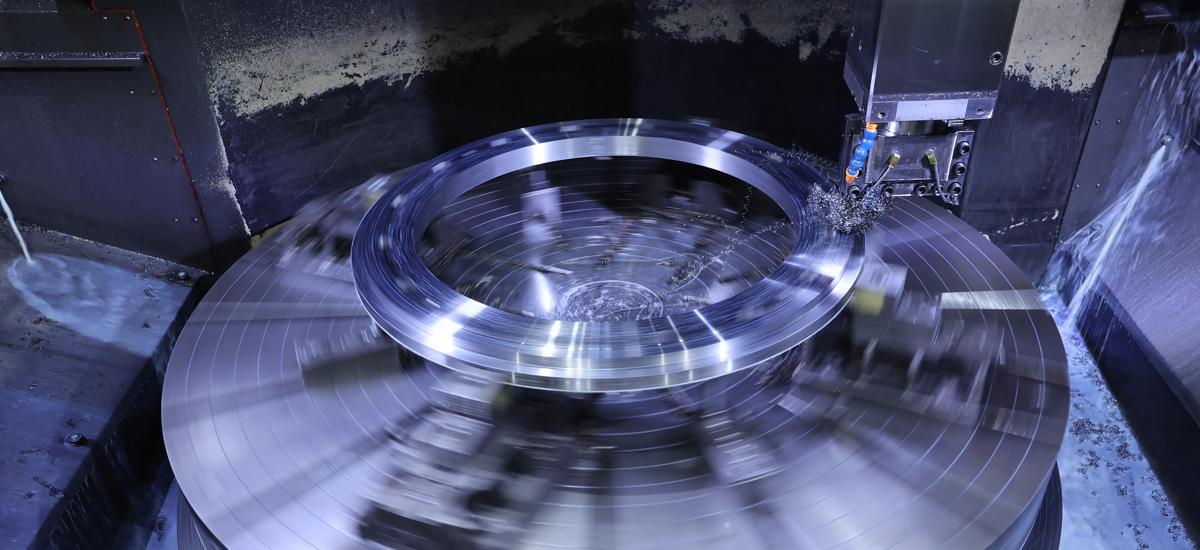Photo of machining of bearing part