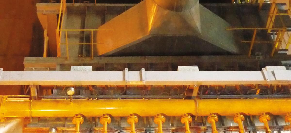 Hood of a waste gas recirculation system