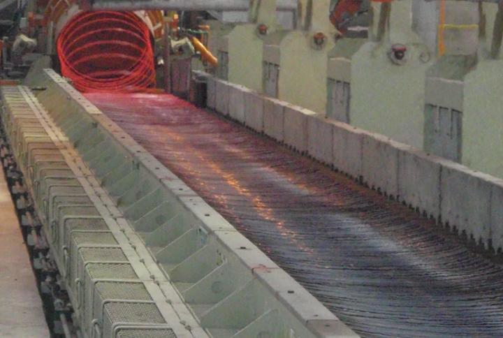 Image of Morgan Stelmor Cooling Conveyor operating with Optimesh system