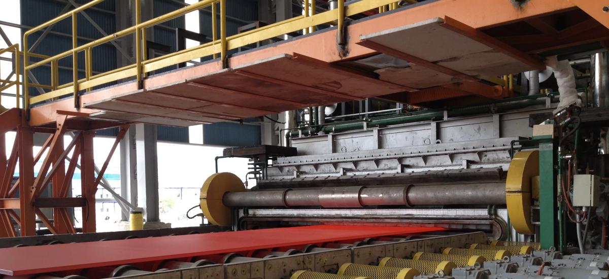 Exit section of the normalizing line supplied to the Mexican steel producer Altos Hornos de México S.A.B de C.V. (AHMSA), by Primetals Technologies. Here, the first plate was processed in May.