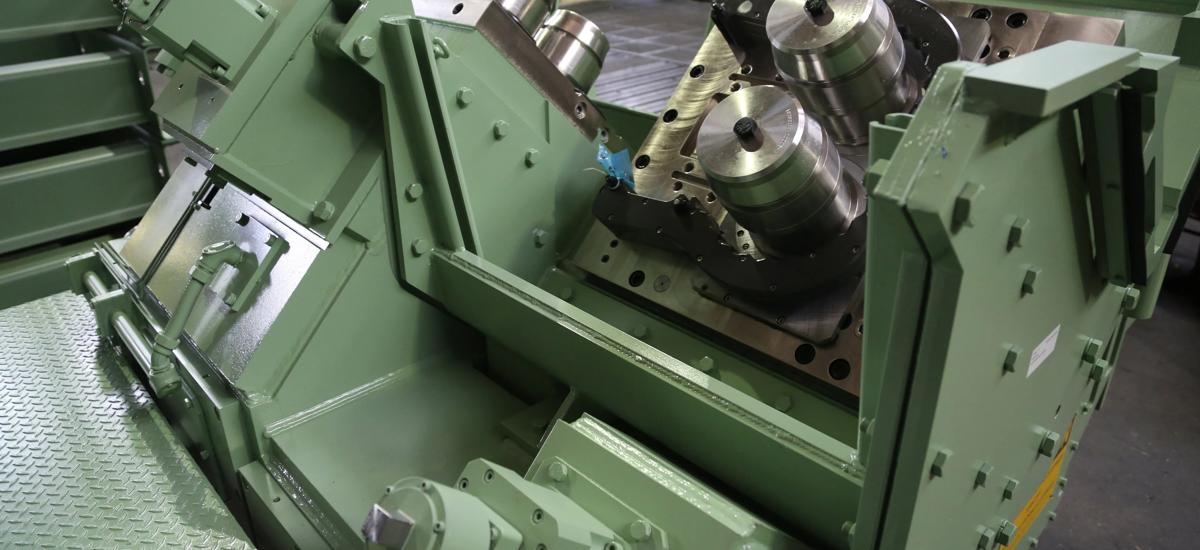 Highest capacity 250 mm ultra heavy-duty (UHD) roll unit for high speed wire rod mills from Primetals Technologies prior to shipment.