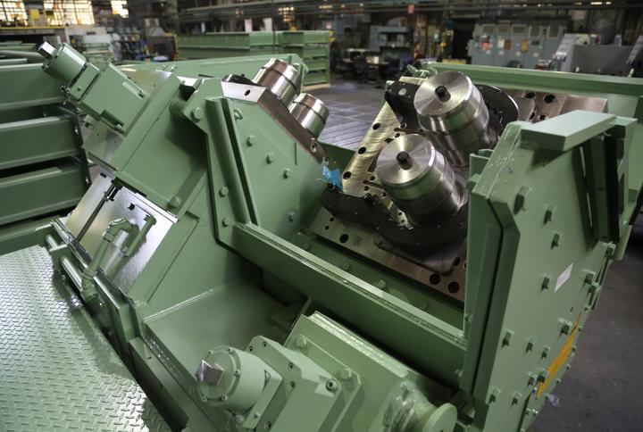 Image of Highest capacity 250 mm ultra heavy-duty (UHD) roll unit for high speed wire rod mills