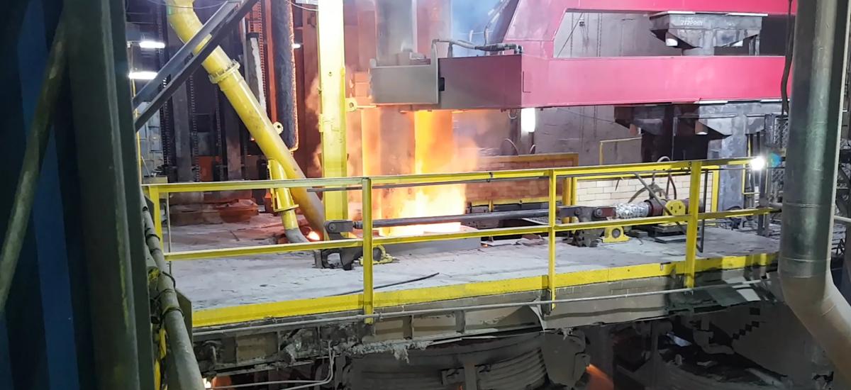 Ladle Furnace during the first treatment