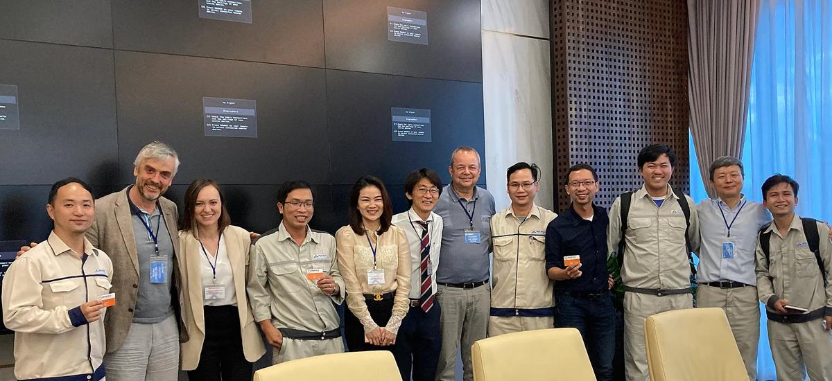 The production management system pre-project team consisting of experts from Hoa Phat, Primetals Technologies, and PSI Metals.