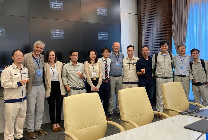The production management system pre-project team consisting of experts from Hoa Phat, Primetals Technologies, and PSI Metals. 