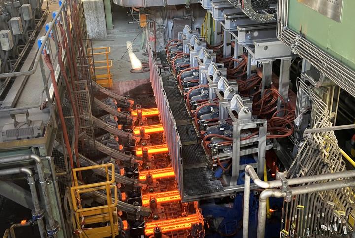 The revamped 6-strand billet caster from Primetals Technologies at Italian steel producer Feralpi’s site in Lonato del Garda, Italy. 
