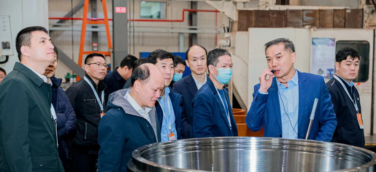 As part of the ceremony, the invited guests had the possibility to take a tour of the upgraded workshop.