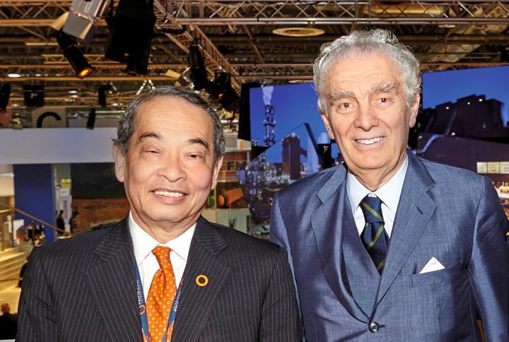 Yasukuni Yamasaki,  CEO of Primetals Technologies, and Giovanni Arvedi at Metec 2015