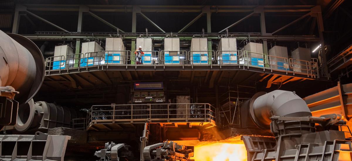 40 injection units located above the casting platform Duisburg blast furnace ‘Schwelgern 1’ © thyssenkrupp