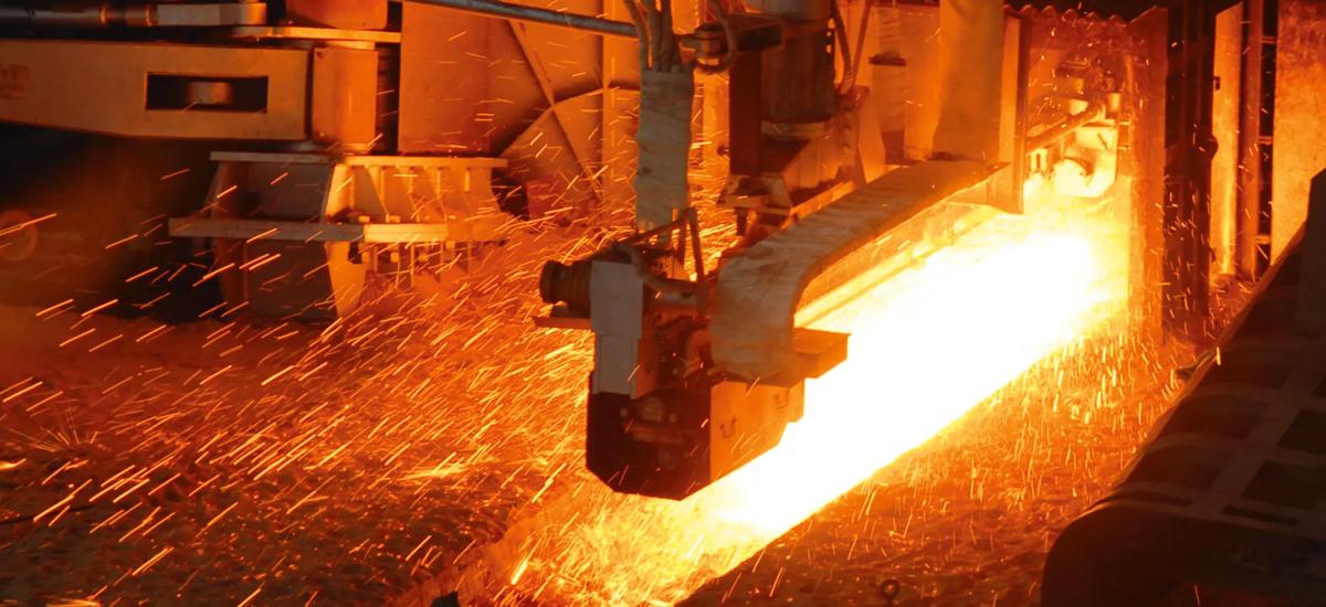 Hot metals tapping at COREX®-plant, Baosteel, China