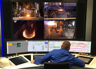 Central Operation Cockpit for a steel plant or rolling mill, designed for easy and intuitive operation by operators. The ergonomic layout and integrated controls simplify plant management and represent the first step toward autonomous rolling.