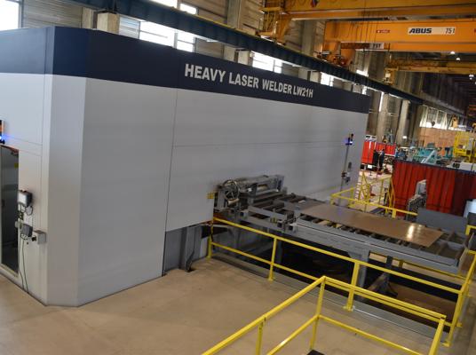 The advanced laser welding machine (LBW) to be applied in the pickling line modernization. Shown here is an identical implementation to the one for Toyo Kohan. 