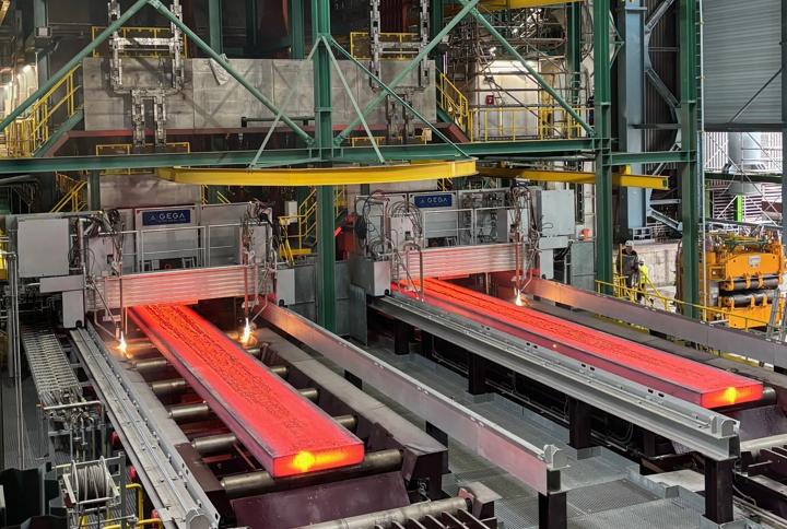 Slab casting machine at thyssenkrupp Duisburg-Bruckhausen