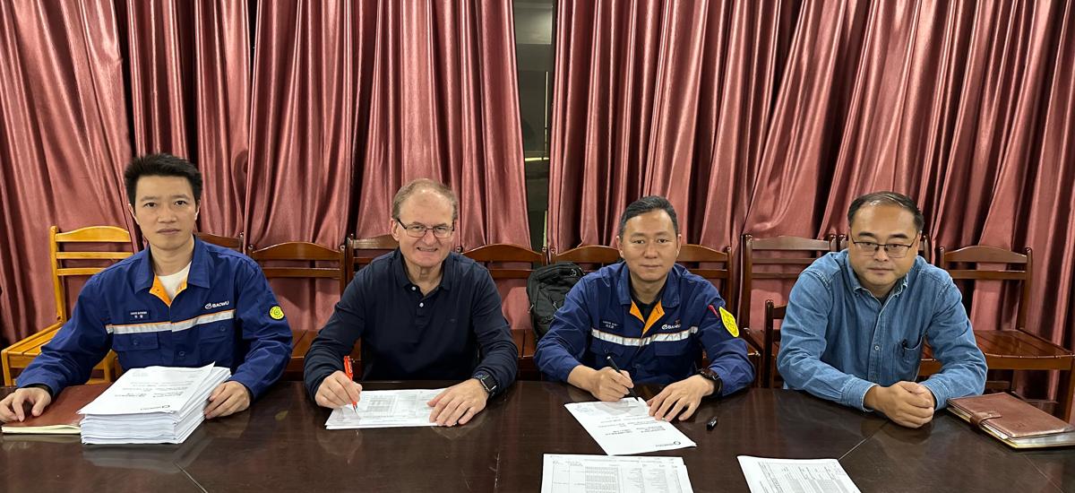 Contract signing between Masteel and Primetals Technologies. 