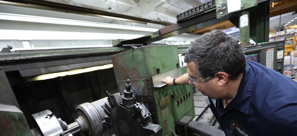Photo of a service technician in the Cortland, Ohio workshop