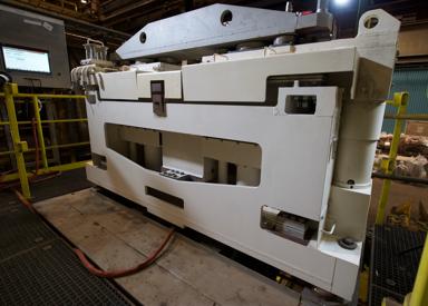 Hydraulic mold oscillator in continuous casting controlled by OsciCon software
