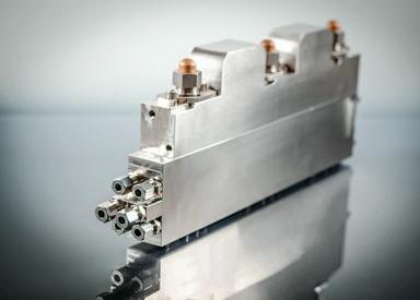 The MQL spray bar with quick-change nozzles