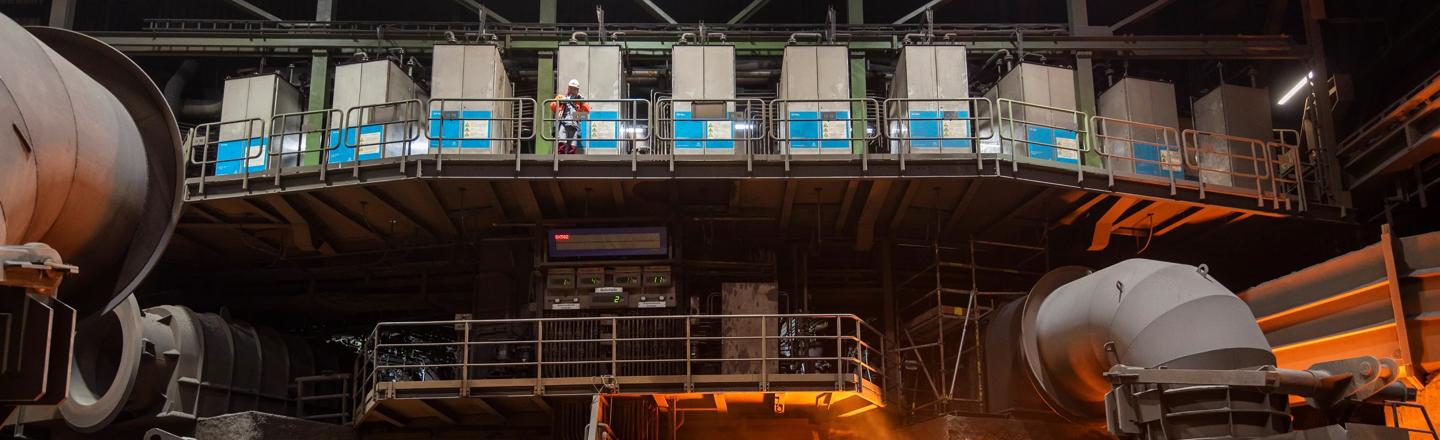 Blast furnace SIP boxes located above the casting platform