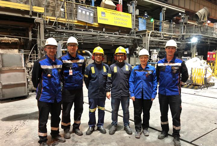 Part of the Gerdau and Primetals Technologies project team that has implemented a new process optimization and quality control solution at the integrated steel plant in Ouro Branco, Brazil.