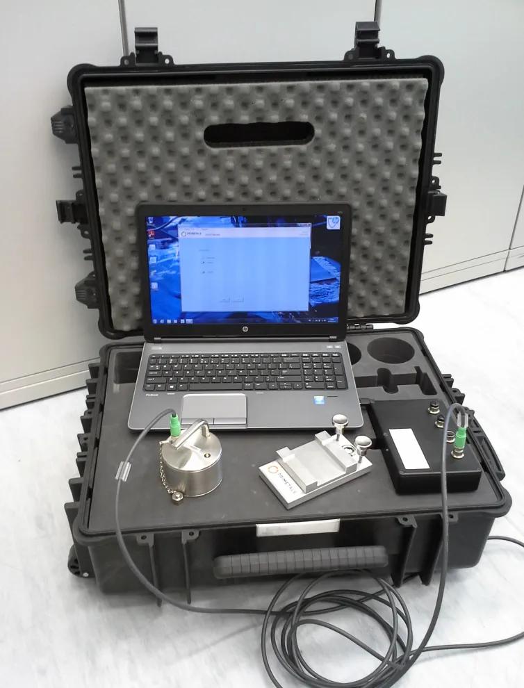 OsciChecker device