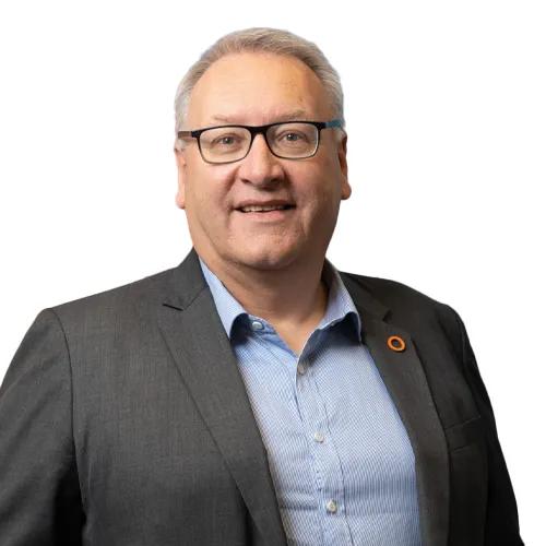 Portrait of Peter Oertelt