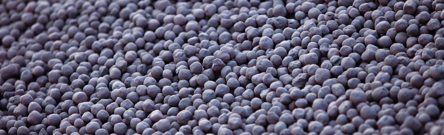 Iron ore pellets 