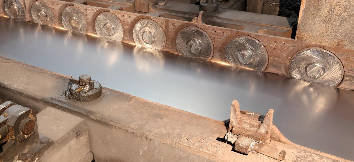 voestalpine Stahl GmbH, Linz, Austria, Eco Slide Discs, side beam, entry section, hot-strip mill