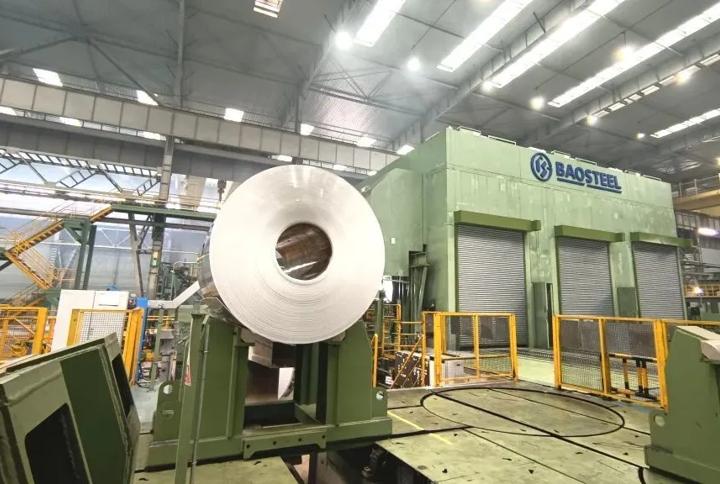 Aluminum 1+3 hot rolling mill line